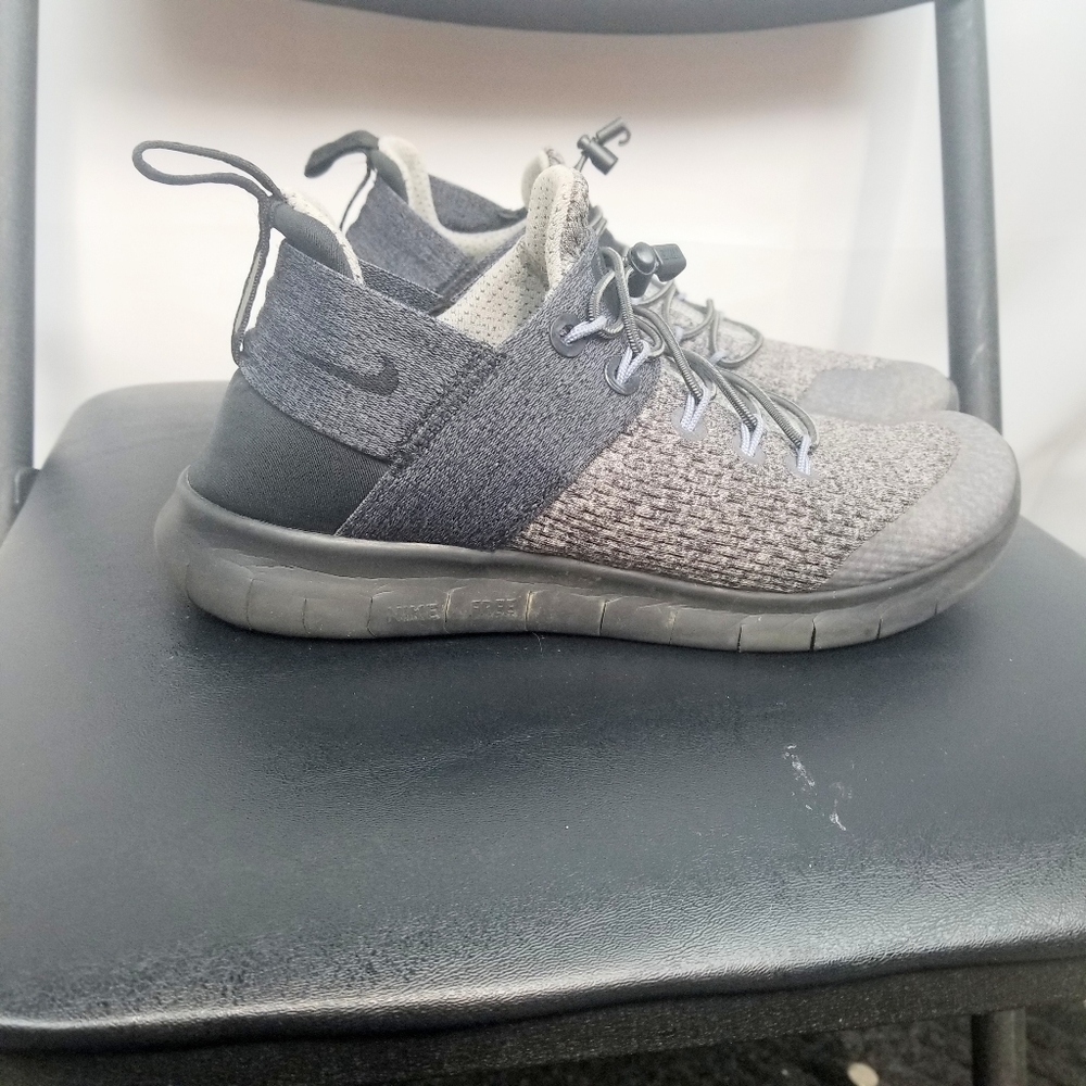 Nike Running sneaker shoe drawstring Grey …